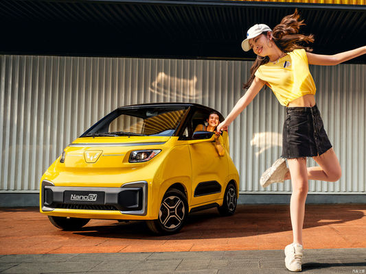 305 کیلومتر Wuling Hongguang EV Wuling Nano EV برای رفت و آمد شهری