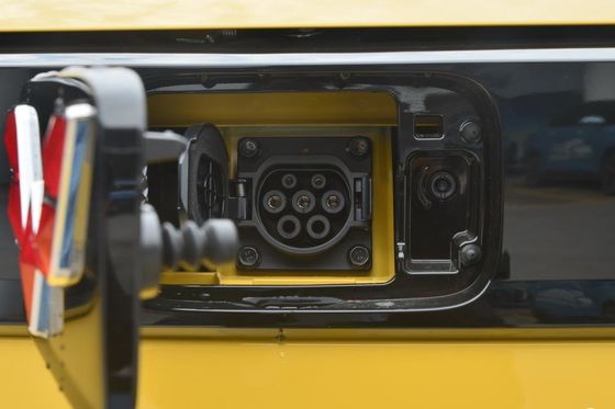 120-170 کیلومتر Mini EV ماشینs Wuling Ev ماشین 3 در 4 صندلی اندازه جمع و جور