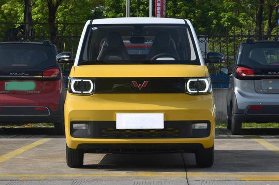 120-170 کیلومتر Mini EV ماشینs Wuling Ev ماشین 3 در 4 صندلی اندازه جمع و جور