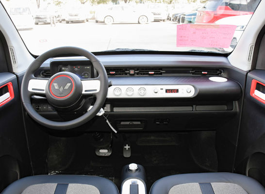 120-170 کیلومتر Mini EV ماشینs Wuling Ev ماشین 3 در 4 صندلی اندازه جمع و جور
