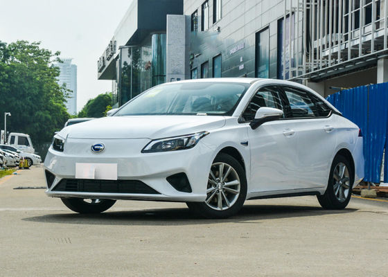 4 در 5 صندلی AION برقی ماشین 410KM-510KM Gac AION S Ev
