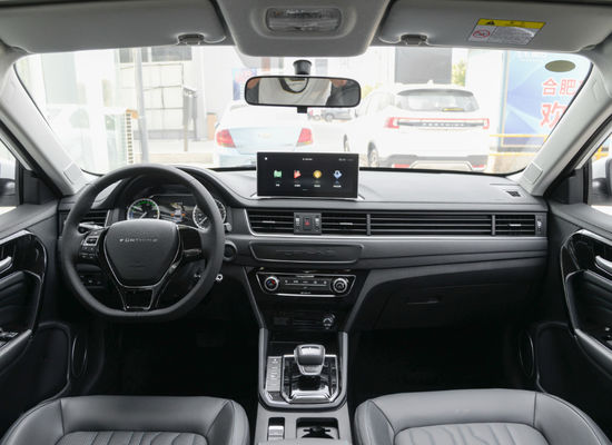 Pure برقی S60EV Dongfeng Ev ماشینs 415KM با 4 در 5 صندلی