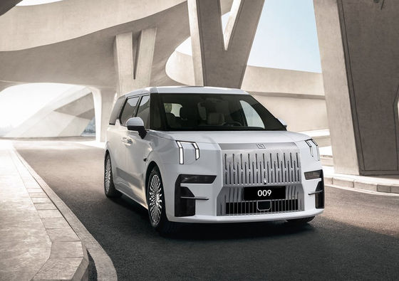 5 در 6 صندلی Geely Zeekr Ev 009 Zeekr برقی ماشین 702-822KM برد طولانی