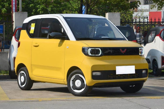 Pure برقی Gm Wuling Mini Ev 120-170KM Compact Size Easy Park