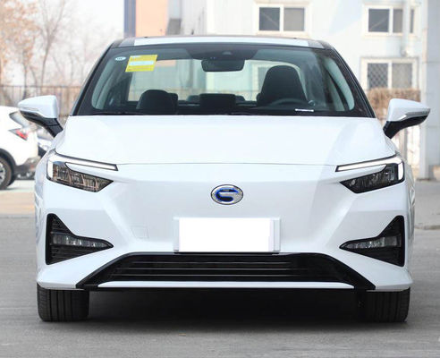 Guangqi Yilue EA6 سدان برقی ماشین 510KM 4 Doors 5 Sets 0.78H Quick Charge