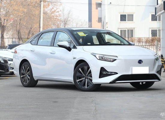 Guangqi Yilue EA6 سدان برقی ماشین 510KM 4 Doors 5 Sets 0.78H Quick Charge