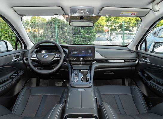 Guangqi Yilue EA6 سدان برقی ماشین 510KM 4 Doors 5 Sets 0.78H Quick Charge