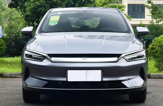 400-600 کیلومتر کامپکت Byd Qin Plus Ev 4 Doors 5 صندلی با کارایی بالا