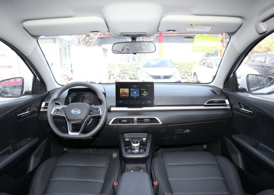 استاندارد رسمی E3 Byd Sedan برقی ماشین 401KM 4 Doors 5 Sedan